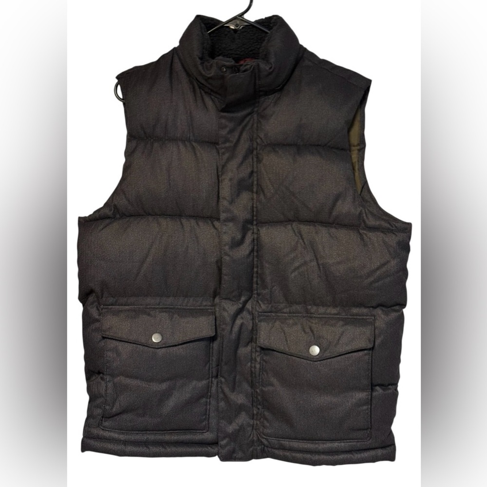 Old Navy Men's Black Water Resistant Puffer Vest SzM Pockets